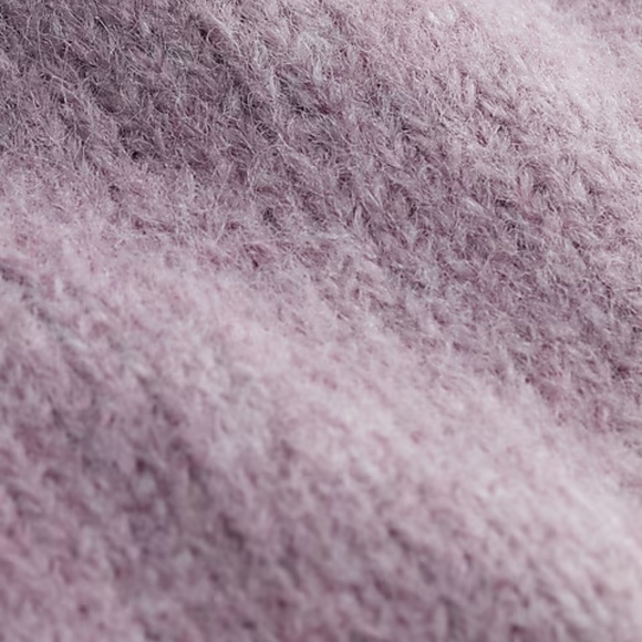 V-Neck Oversized Sweater New winery Express 08374097 NWT - Picture 3 of 13